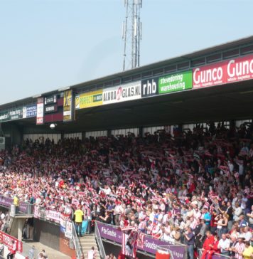 Sparta supporters of de Denis Neville