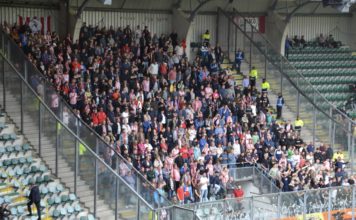 Sparta supporters in uitvak ADO