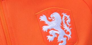 Nederlands elftal leeuw op shirt