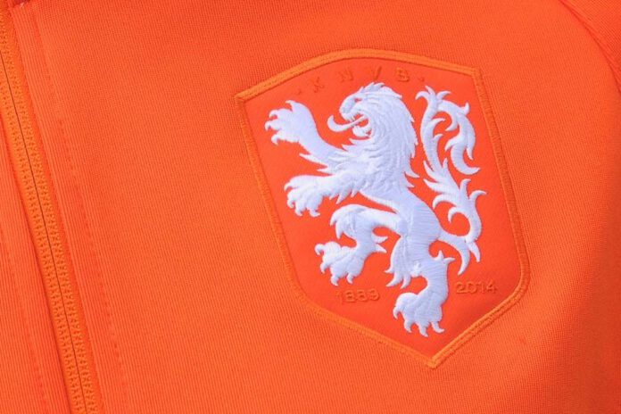 Nederlands elftal leeuw op shirt