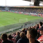 Teleurgestelde Sparta supporters in uitvak Fortuna