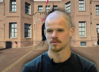 Filip Bednarek voor Het Kasteel